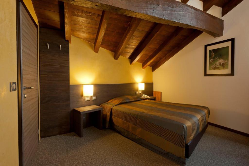 Locanda Sant'Ambrogio Rivalta  ห้อง รูปภาพ
