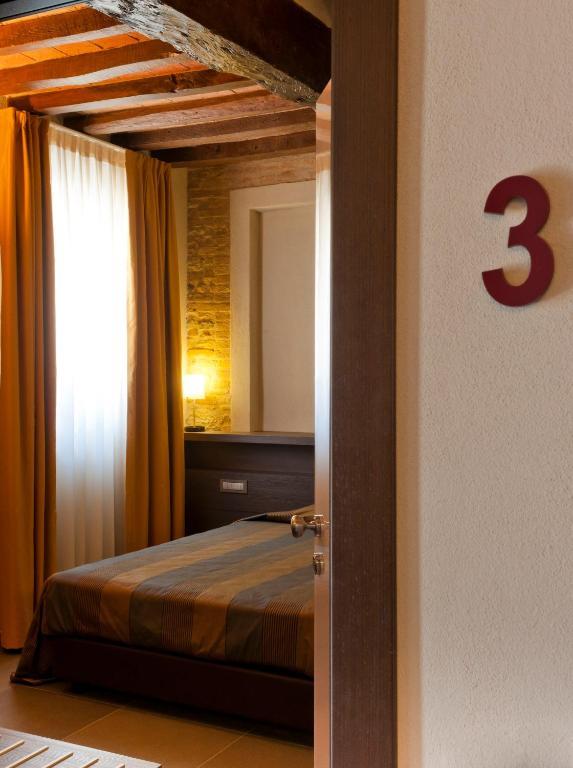Locanda Sant'Ambrogio Rivalta  ห้อง รูปภาพ