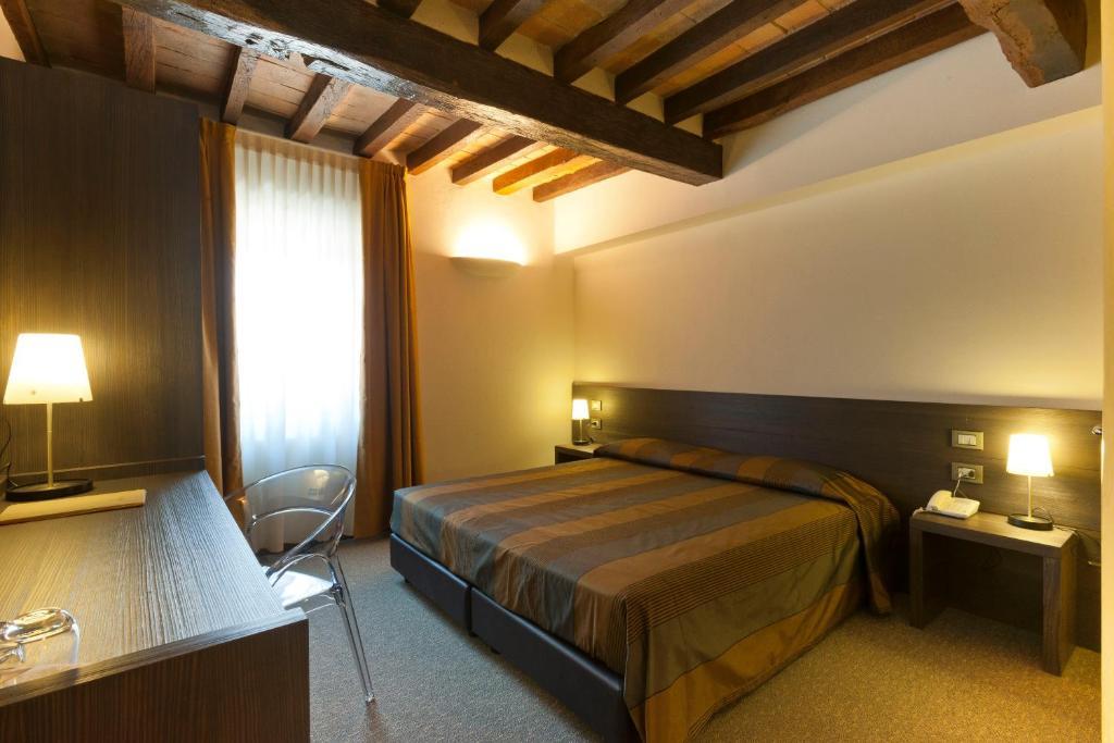 Locanda Sant'Ambrogio Rivalta  ห้อง รูปภาพ